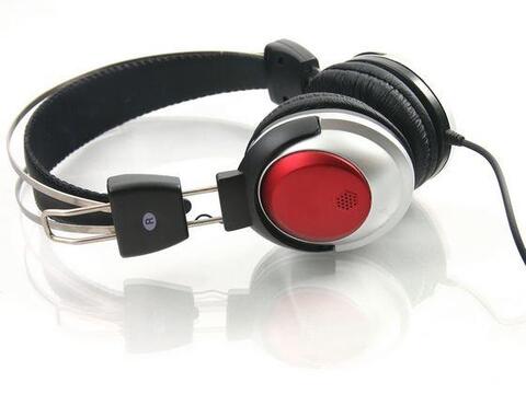 Primarypict-headphone2-560x420.jpg Primarypict-headphone2-560x420.jpg